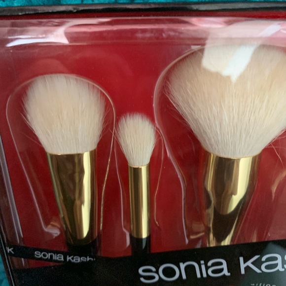 Sonia kashuk completely contoured brush set - Picture 3 of 5
